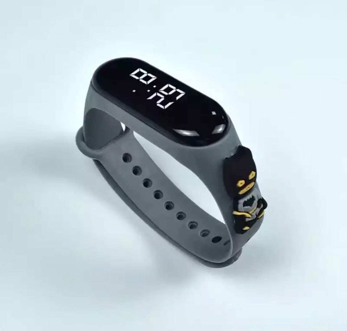 Reloj digital delgado✨