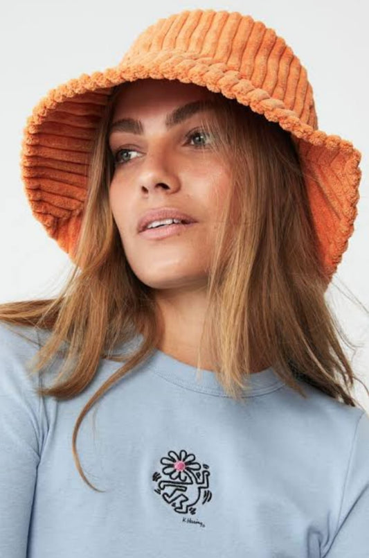 Bucket hat peludito 💙🧡