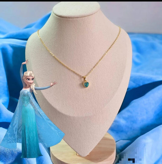 Cadena con corazon princesas