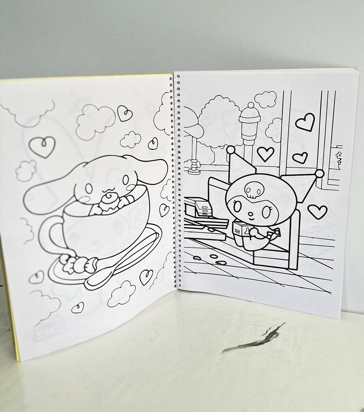 Libro para colorear Kuromi - Sanrio