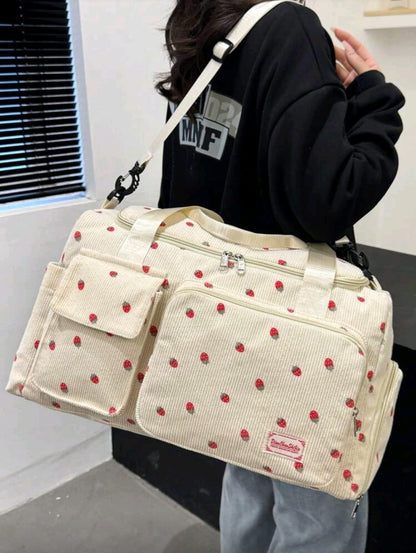 Bolso viajero con fresitas