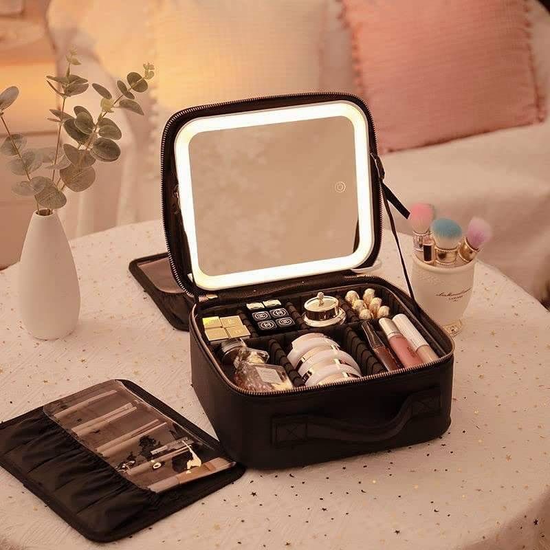 Estuche organizador de maquillaje - Cosmetic Club.